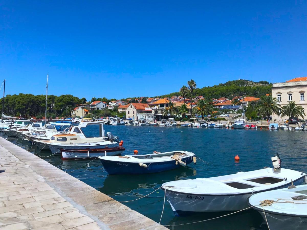 Olive Tree Appartement Stari Grad  Buitenkant foto
