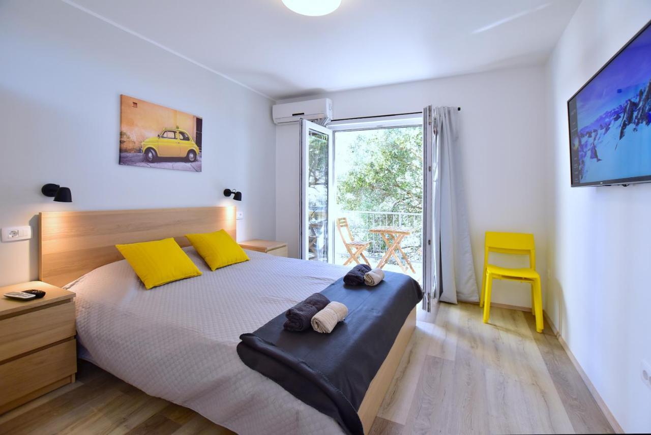 Olive Tree Appartement Stari Grad  Buitenkant foto