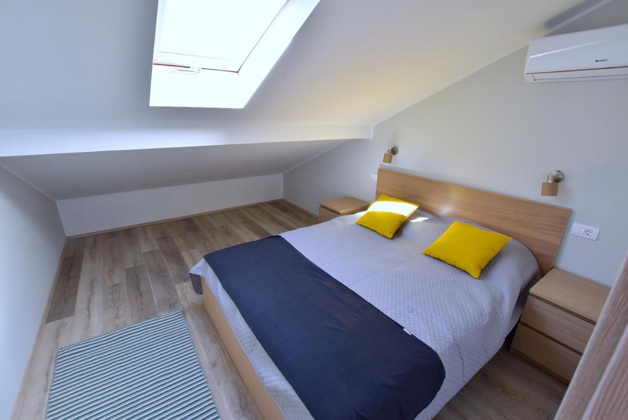 Olive Tree Appartement Stari Grad  Buitenkant foto