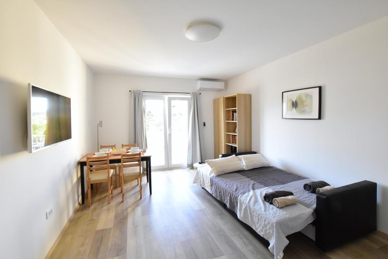 Olive Tree Appartement Stari Grad  Buitenkant foto